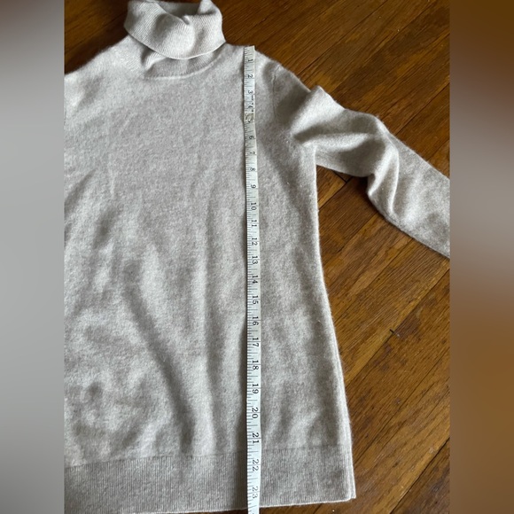 Talbots pure cashmere turtleneck sweater size S - Picture 9 of 9